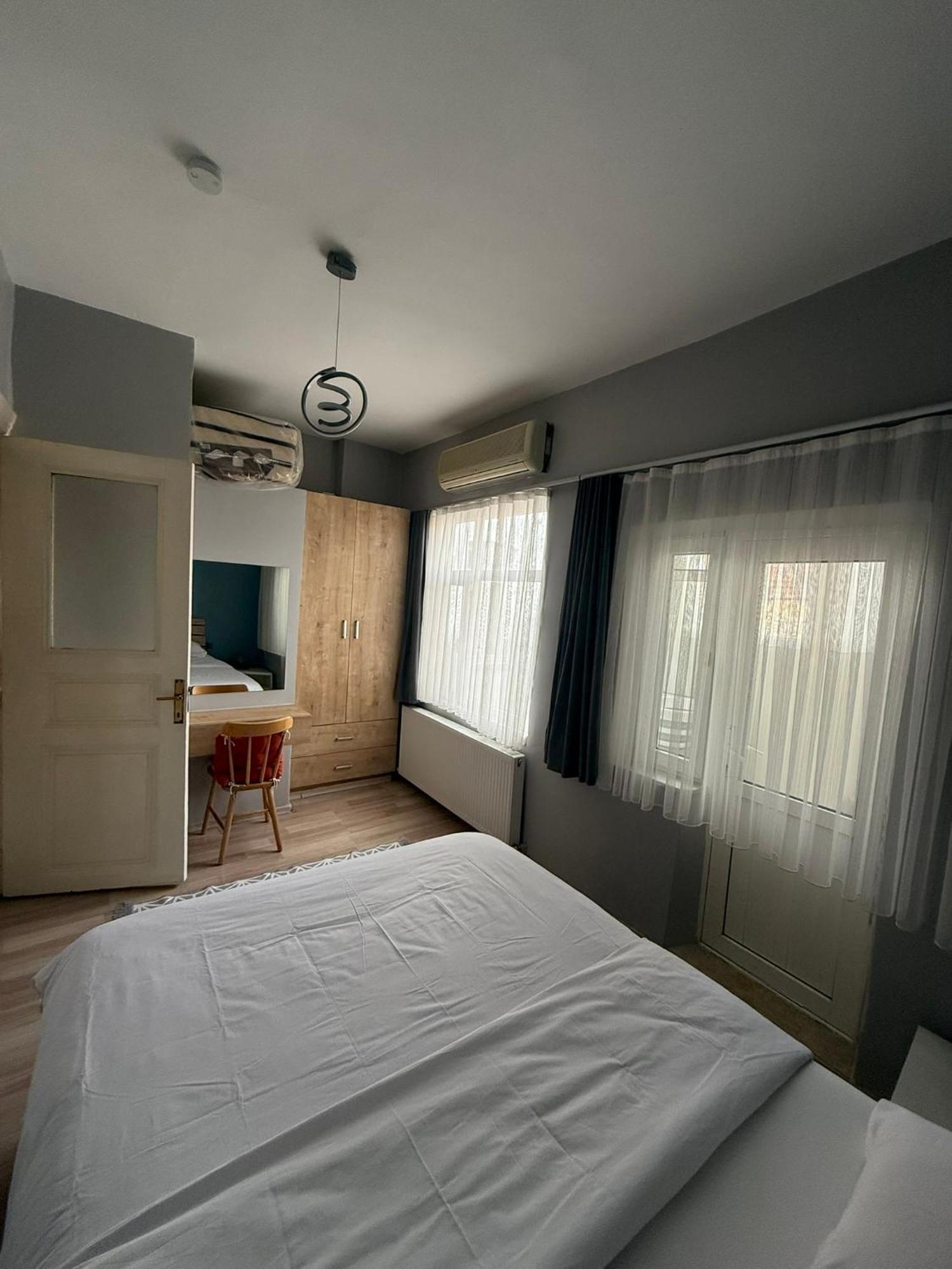 Gunes Hause Istanboel Buitenkant foto