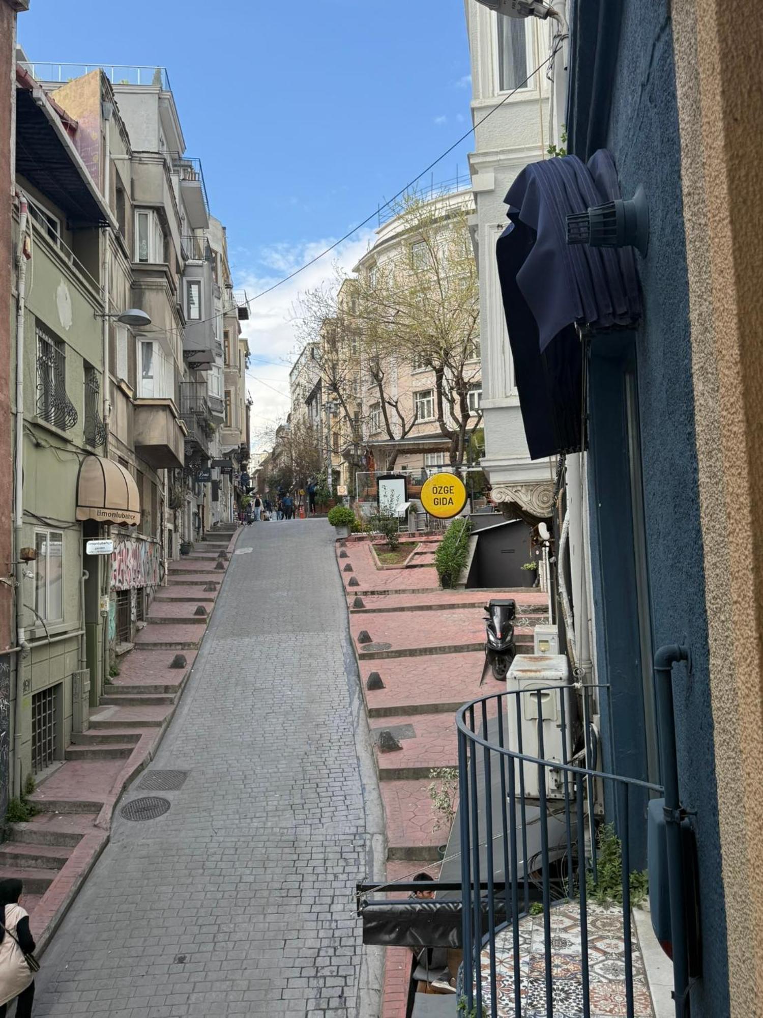 Gunes Hause Istanboel Buitenkant foto